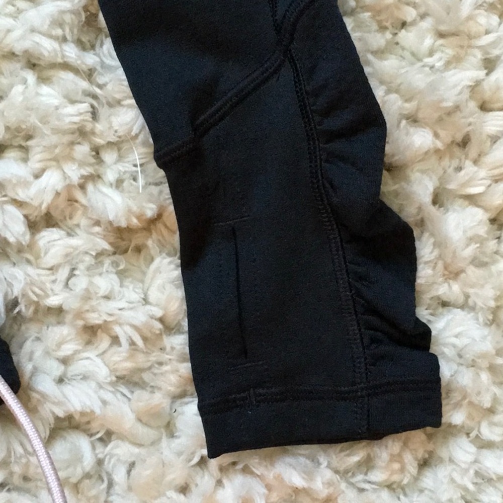 Athletic pull over - Picture 3 of 3